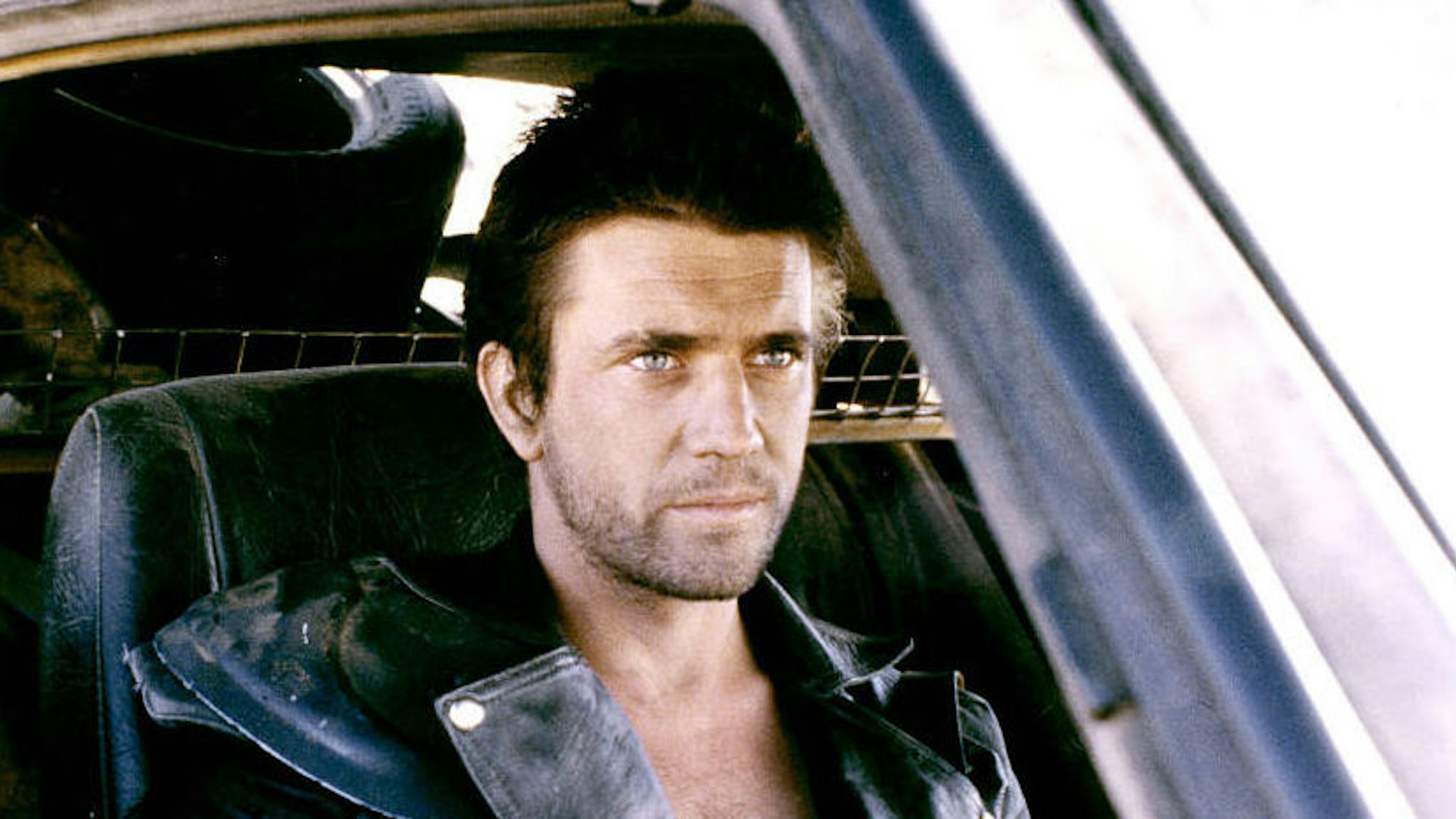 American actor Mel Gibson on the set of Mad Max 2: The Road Warrior written and directed by George Miller. (Photo by Sunset Boulevard/Corbis via Getty Images)
