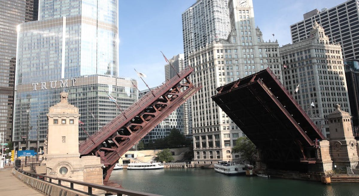 Chicago Raises Bridges, Shuts Down Mass Transit After Explosive Night Of Riots, Looting