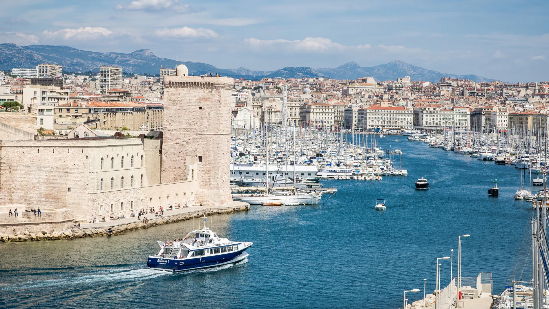 France Deploying Riot Police To Enforce Mask Regulations