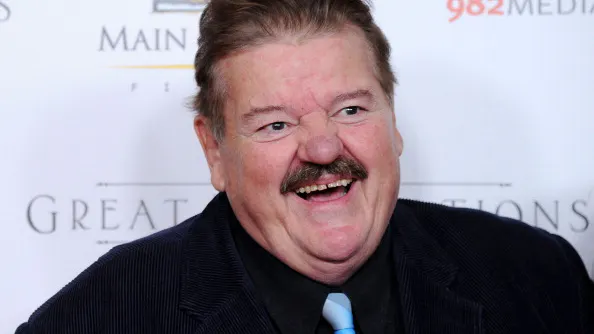 ‘Harry Potter’ Actor Robbie Coltrane, Who Played Hagrid, Defends J.K. Rowling