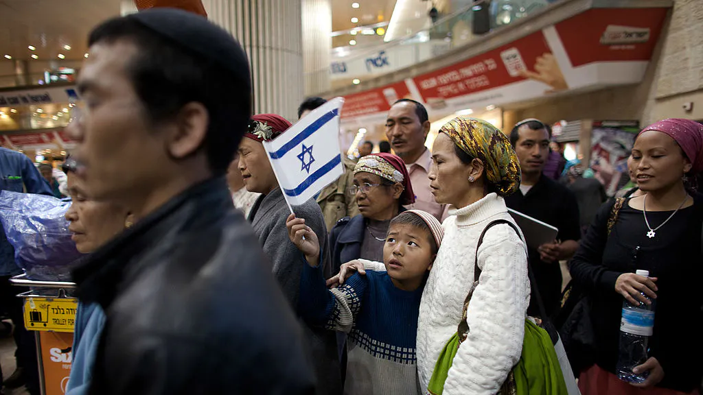 Israel Moving Members Of Possible Ancient Lost Tribe Back From India