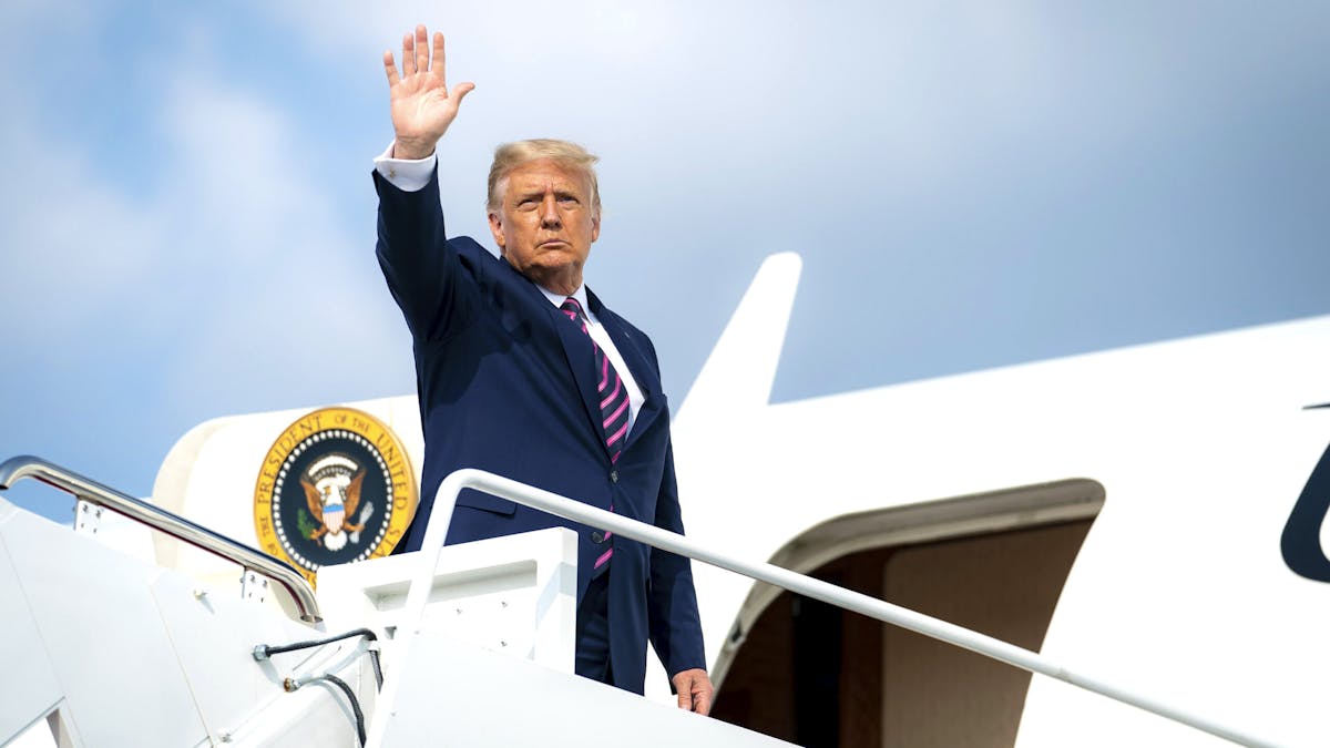 Trump Bans U.S. From Doing Business With Those Who Promote ‘Harmful’ Far-Left Critical Race Theory