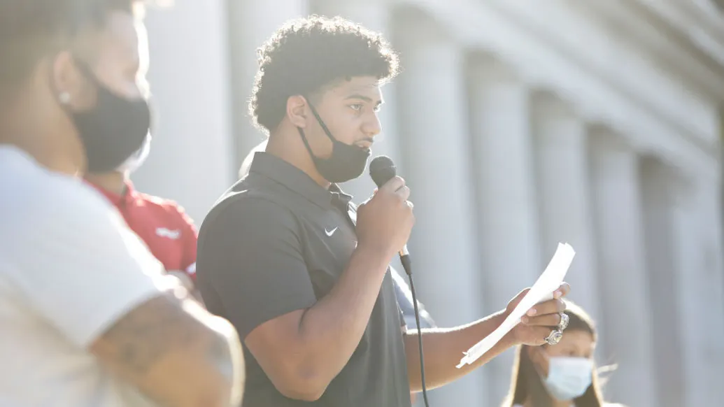 WATCH: Hundreds Of Connecticut High School Football Players Rally Over Canceled Season