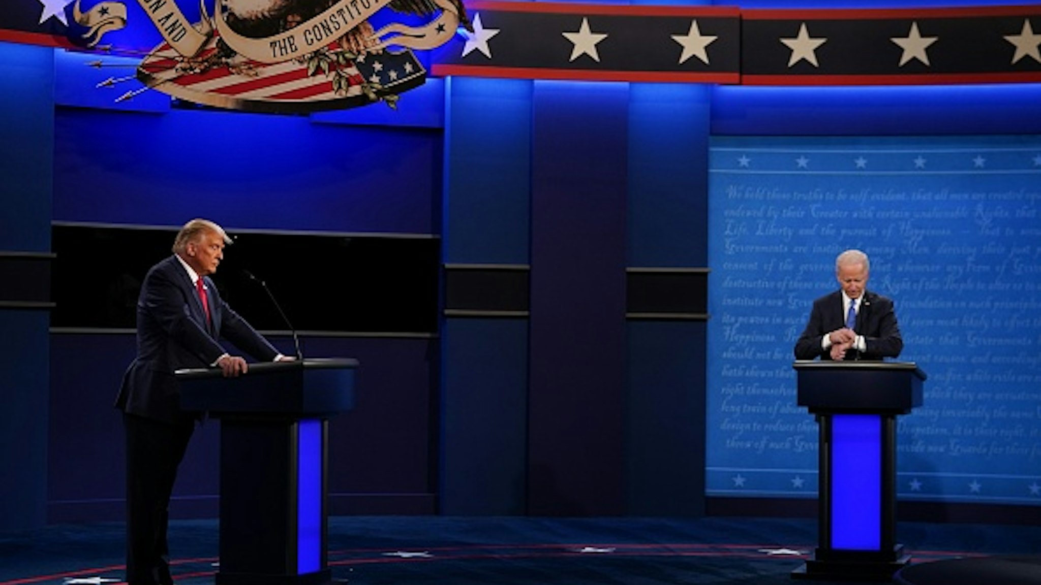 US President Donald Trump (L) and Democratic Presidential candidate and former US Vice President Joe Biden (R) participate in the final presidential debate at Belmont University in Nashville, Tennessee, on October 22, 2020.