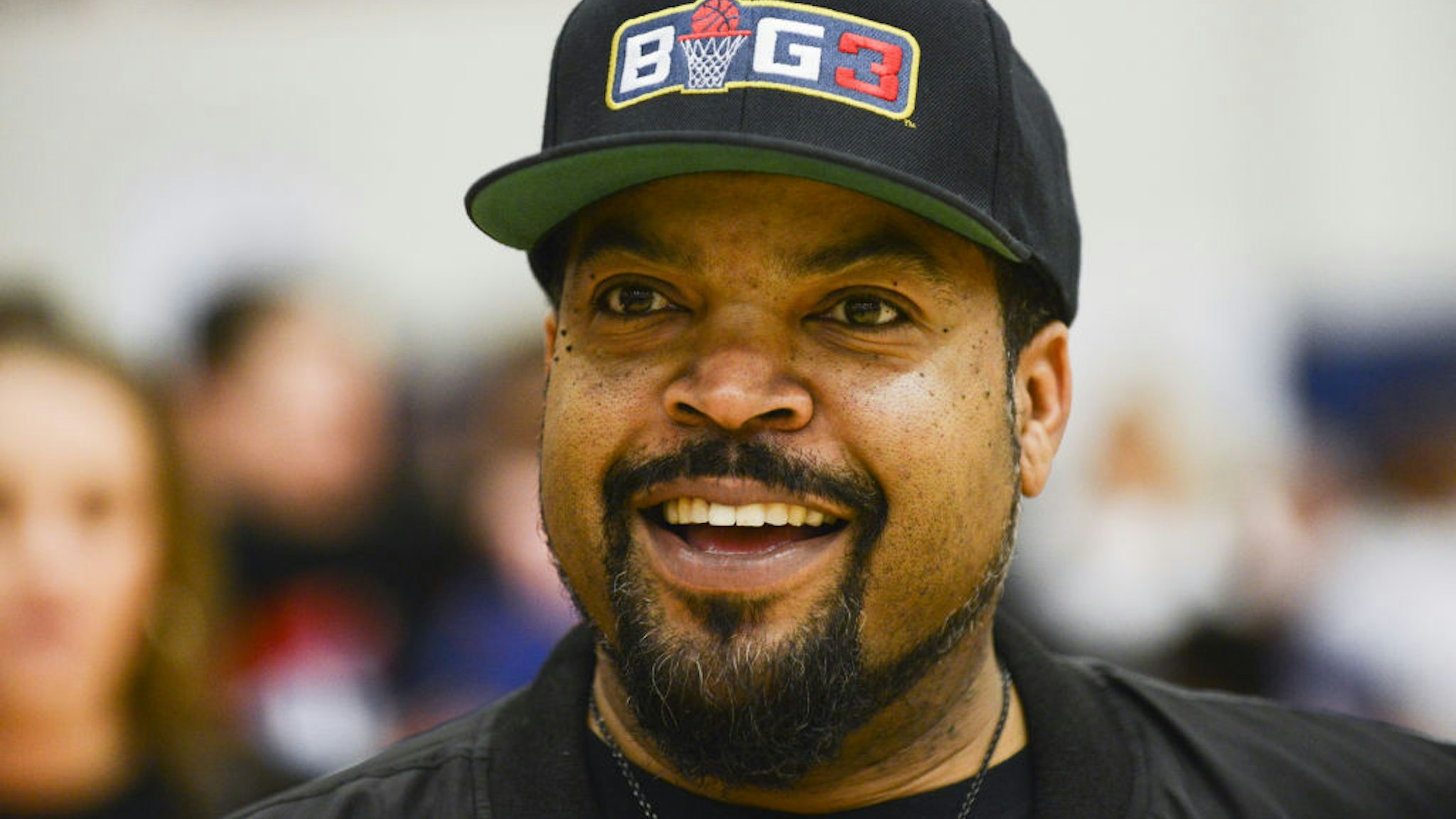 Rapper Ice Cube coachs during Baron Davis hosts Black Santa Celebrity Basketball Fundraiser on December 16, 2017 in Santa Monica, California.