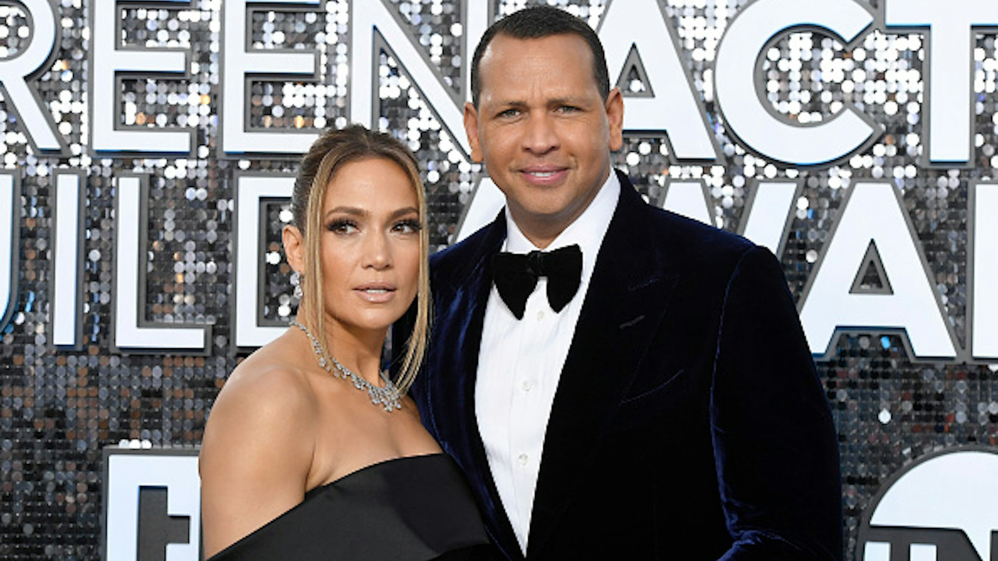 LOS ANGELES, CALIFORNIA - JANUARY 19: (L-R) Jennifer Lopez and Alex Rodriguez attend the 26th Annual Screen Actors Guild Awards at The Shrine Auditorium on January 19, 2020 in Los Angeles, California.