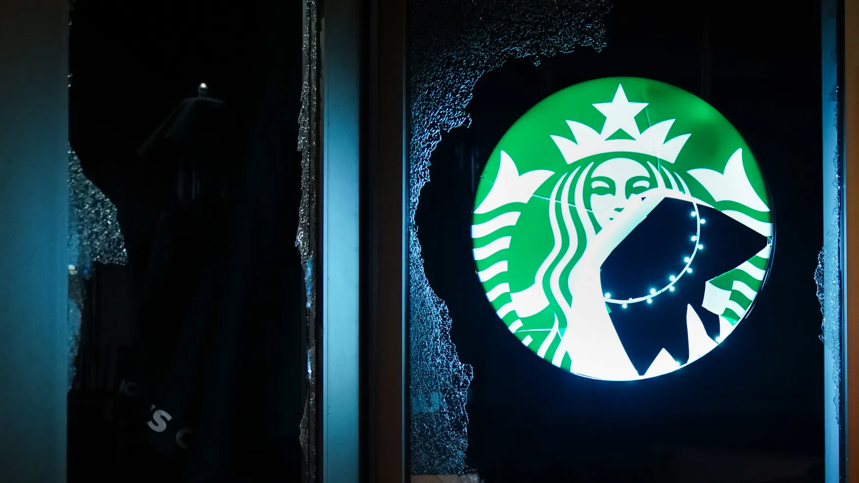 Riots Break Out Again In Seattle: Starbucks, Cops Attacked With ‘Explosives,’ Police Say