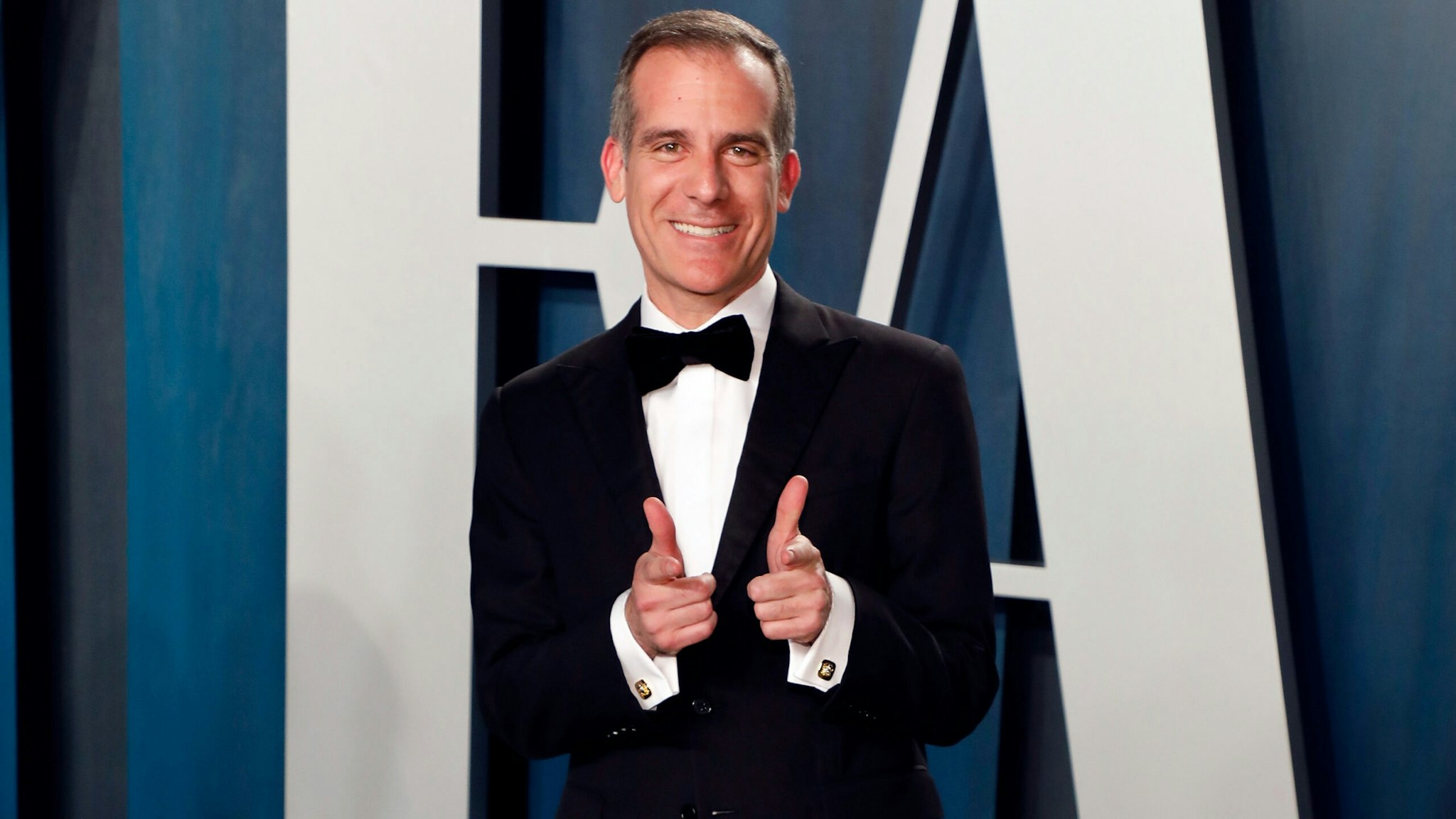 BEVERLY HILLS, CALIFORNIA - FEBRUARY 09: Los Angeles Mayor Eric Garcetti attends the 2020 Vanity Fair Oscar Party at Wallis Annenberg Center for the Performing Arts on February 09, 2020 in Beverly Hills, California.