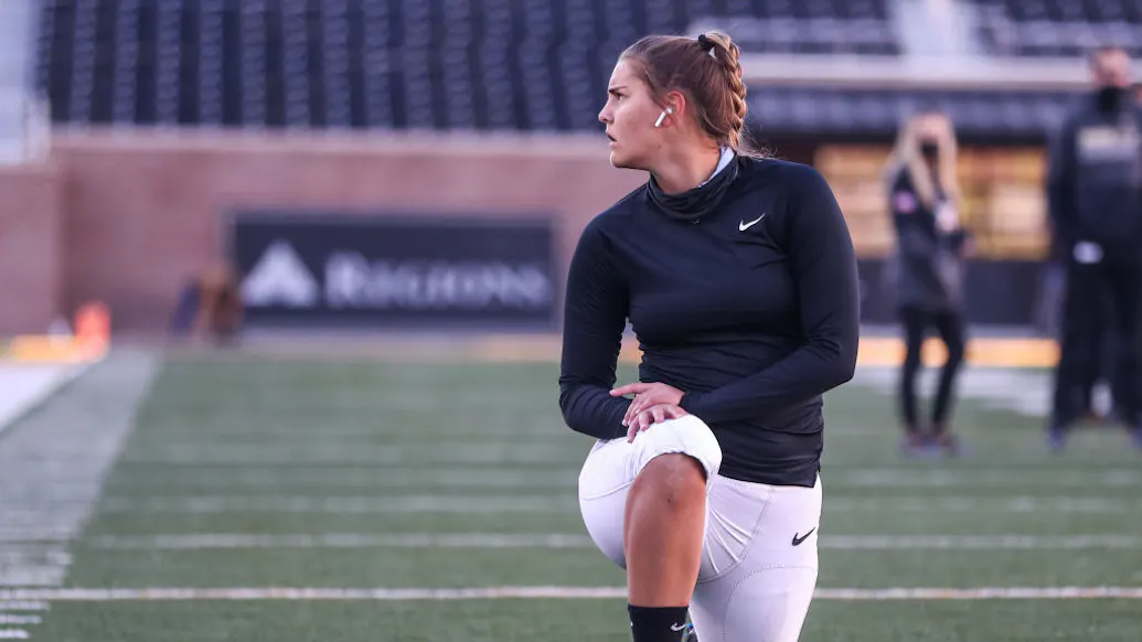 Female Kicker On Vanderbilt Football Team Explains Why She Was ‘Pissed Off’ At Players, Details Her Halftime Speech