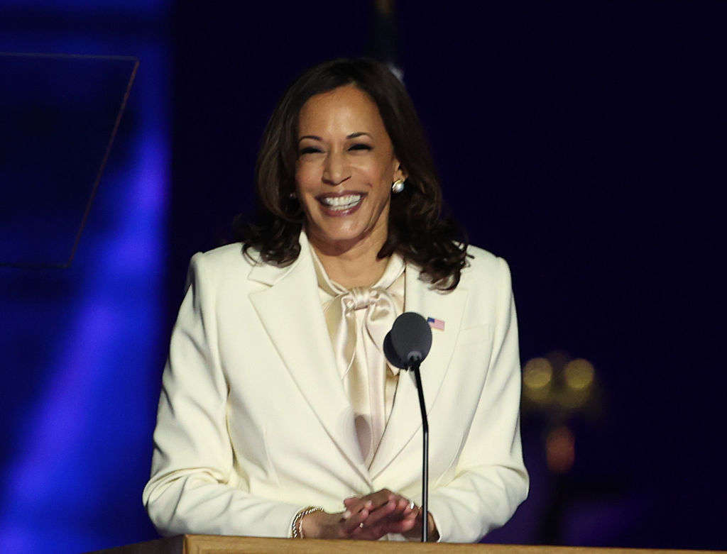 Anderson Cooper David Axelrod Already Dub Kamala Presumed Frontrunner   GettyImages 1284489489 1 