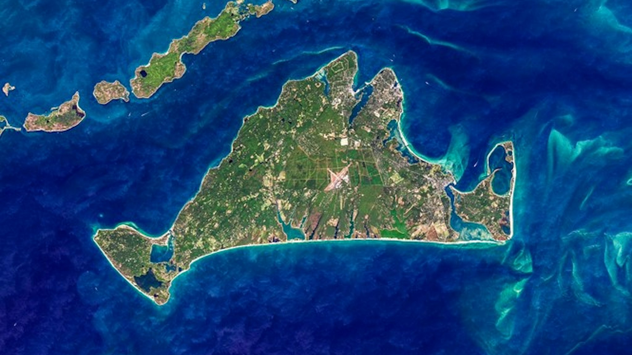 Natural color image of Martha's Vineyard acquired on September 23, 2013 by the Landsat 8 Operational Land Imager. (Natural color image of Martha's Vineyard acquired on September 23, 2013 by the Landsat 8 Operational Land Imager., ASCII, 114 components