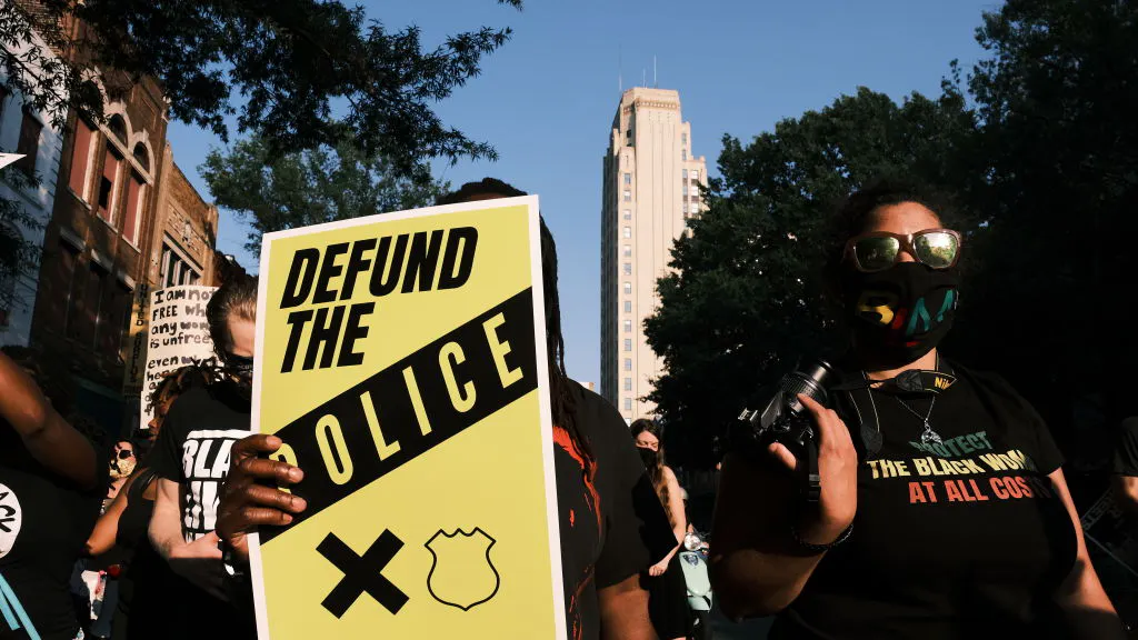 Portland Police: Officers Fleeing In ‘Unprecedented’ Numbers, A ‘Win’ For ‘Defund The Police’ Movement