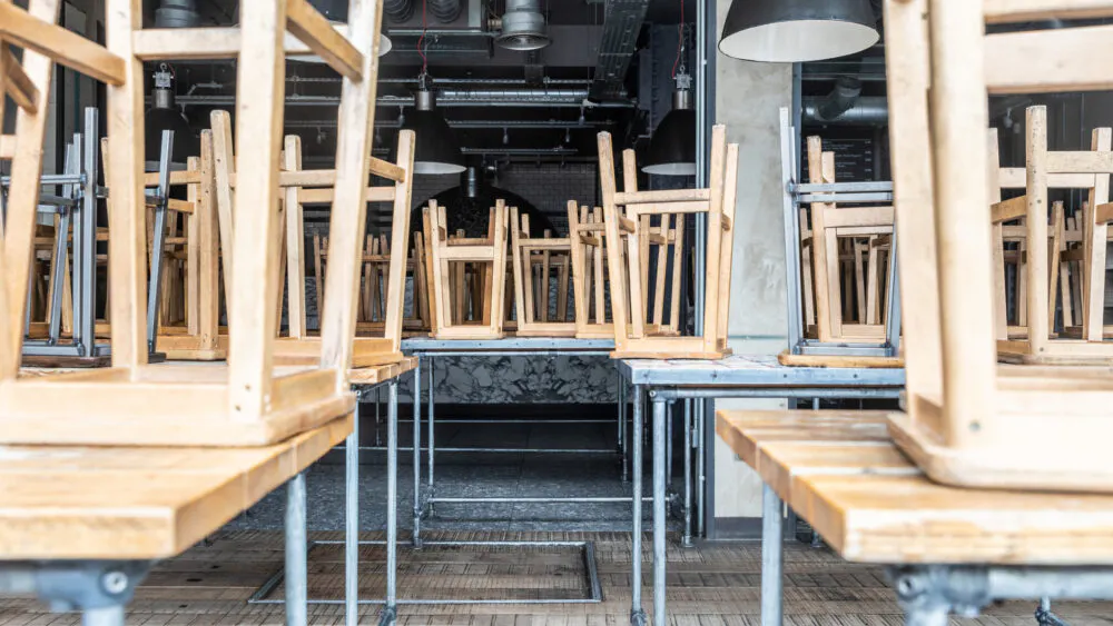 Major Restaurant Chains Hike Prices Due To Worker Shortages