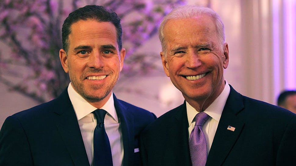 Hunter Biden WASHINGTON, DC - APRIL 12: World Food Program USA Board Chairman Hunter Biden (L) and U.S. Vice President Joe Biden attend the World Food Program USA's Annual McGovern-Dole Leadership Award Ceremony at Organization of American States on April 12, 2016 in Washington, DC. (Photo by Teresa Kroeger/Getty Images for World Food Program USA)