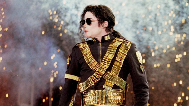 UNITED KINGDOM - JANUARY 01: WEMBLEY STADIUM Photo of Michael JACKSON, Michael Jackson performing on stage - Dangerous Tour