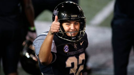 COLLEGE FOOTBALL: DEC 12 Tennessee at Vanderbilt NASHVILLE, TN - DECEMBER 12: Vanderbilt Commodores place kicker Sarah Fuller (32) gives a thumbs up after successfully kicking her second point after attempt during a game between the Vanderbilt Commodores and Tennessee Volunteers in which she became the first female to score a point for a power five conference school, December 12, 2020