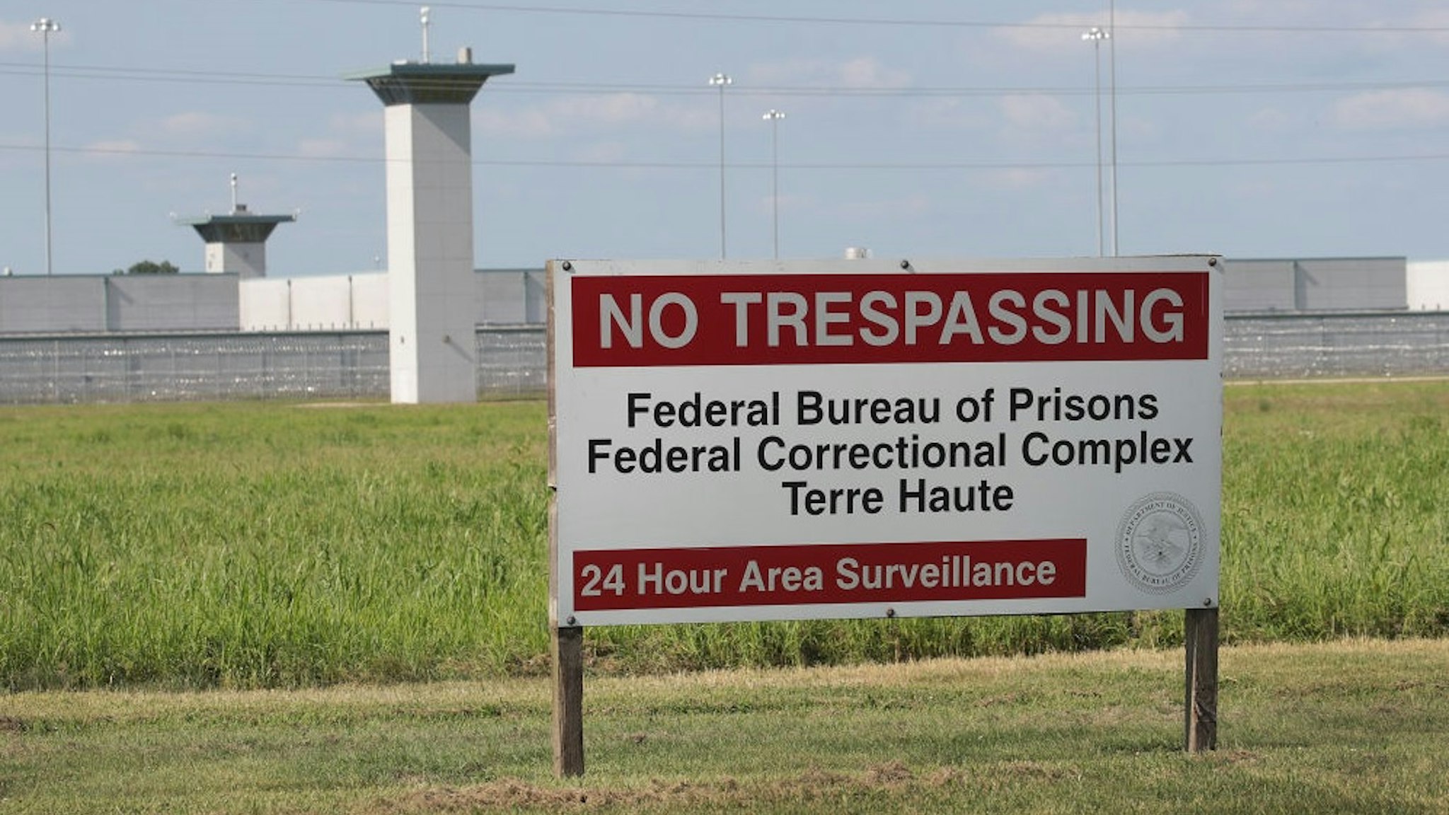 TERRE HAUTE, INDIANA - JULY 25: A sign warns away trespassers at the Federal Correctional Complex Terre Haute on July 25, 2019 in Terre Haute, Indiana. Today U.S. Attorney William Barr announced that the federal government would resume executing prisoners after a two-year hiatus.The first five are scheduled to be executed at the Terre Haute prison between December 9 this year and January 15, 2020. The federal government has executed four prisoners since 1960. (Photo by Scott Olson/Getty Images)