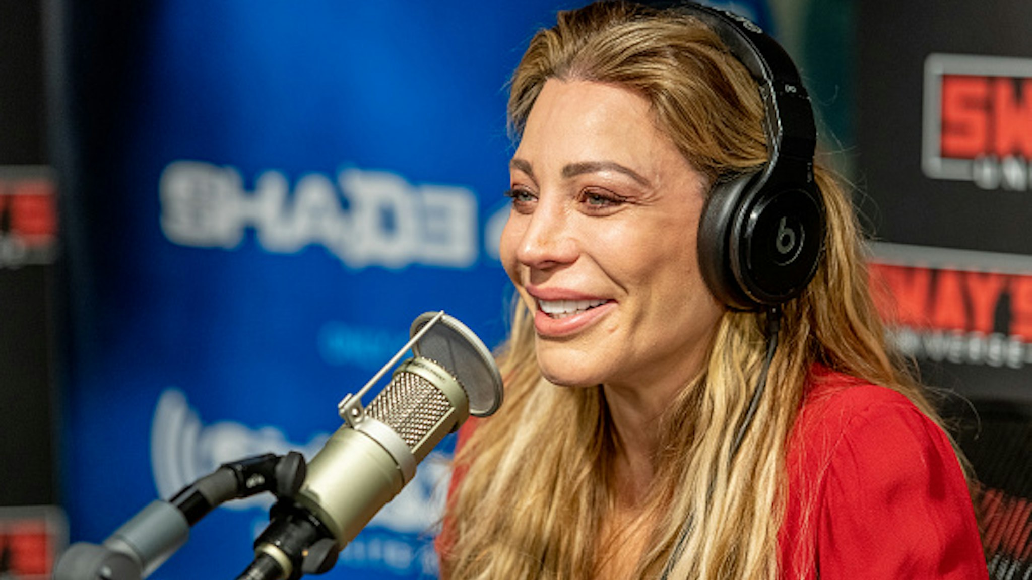 NEW YORK, NEW YORK - FEBRUARY 15: Singer Taylor Dayne visits "Sway in The Morning" on "Shade45" with host Sway Calloway at SiriusXM Studios on February 15, 2019 in New York City.