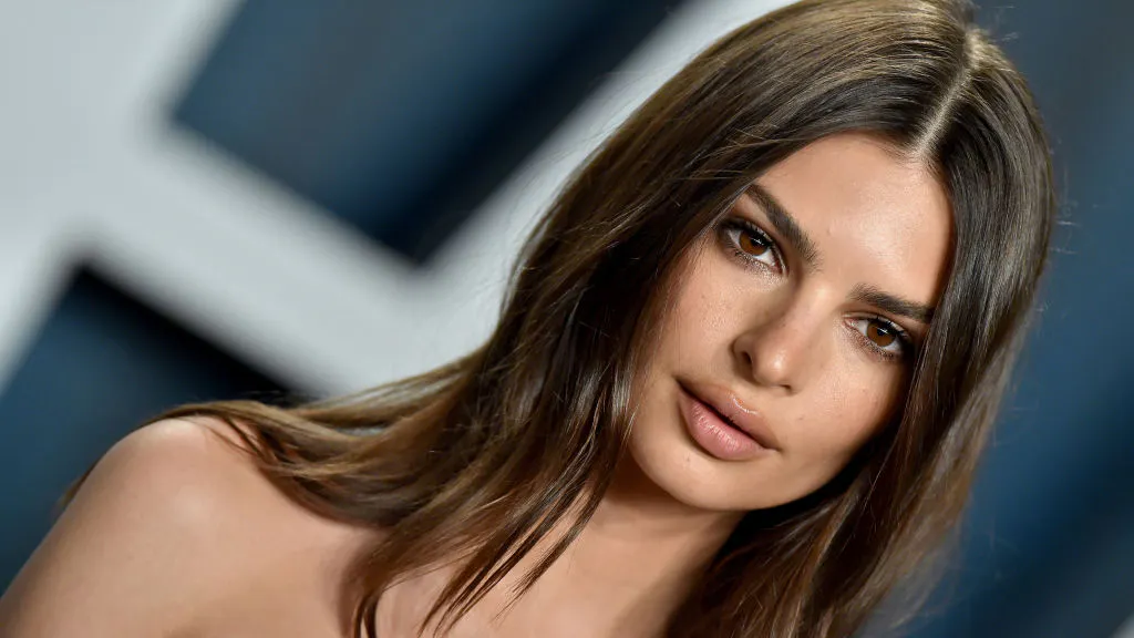 Emily Ratajkowski Slams Big Tech Censorship, Floats Capitol Breach Conspiracy Theory