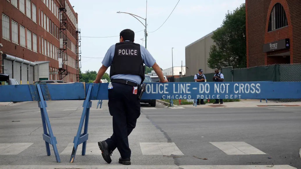 Suburban Chicago Police Asked To Go To Chicago In Case Of Police Walkout Over Vaccine Mandate