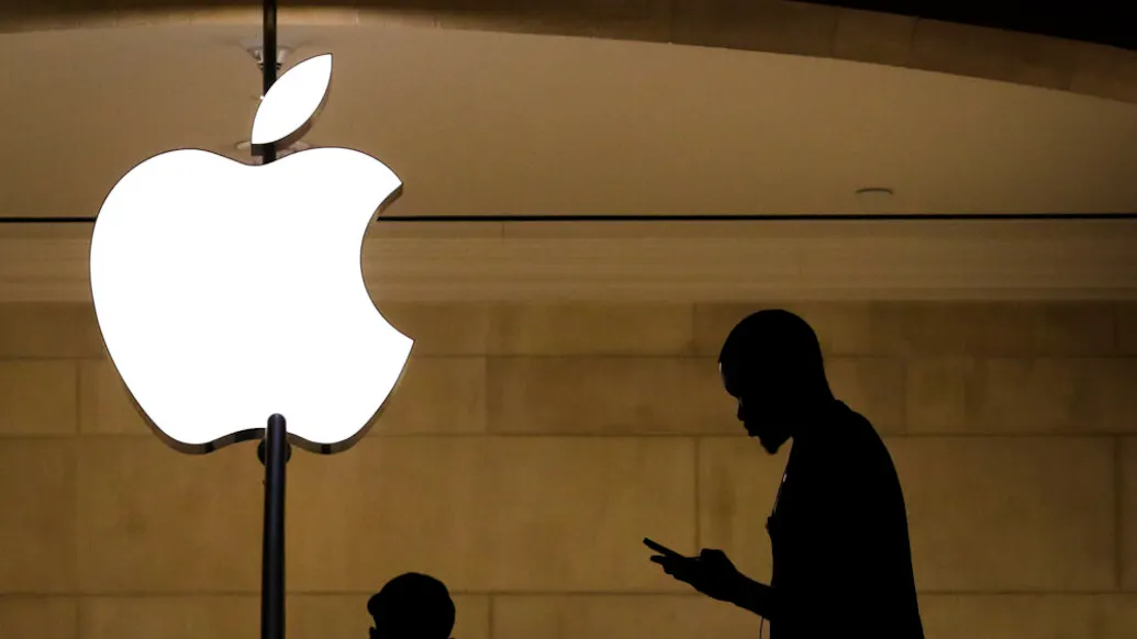 Inside The Privacy Battle Raging Between Apple And Facebook