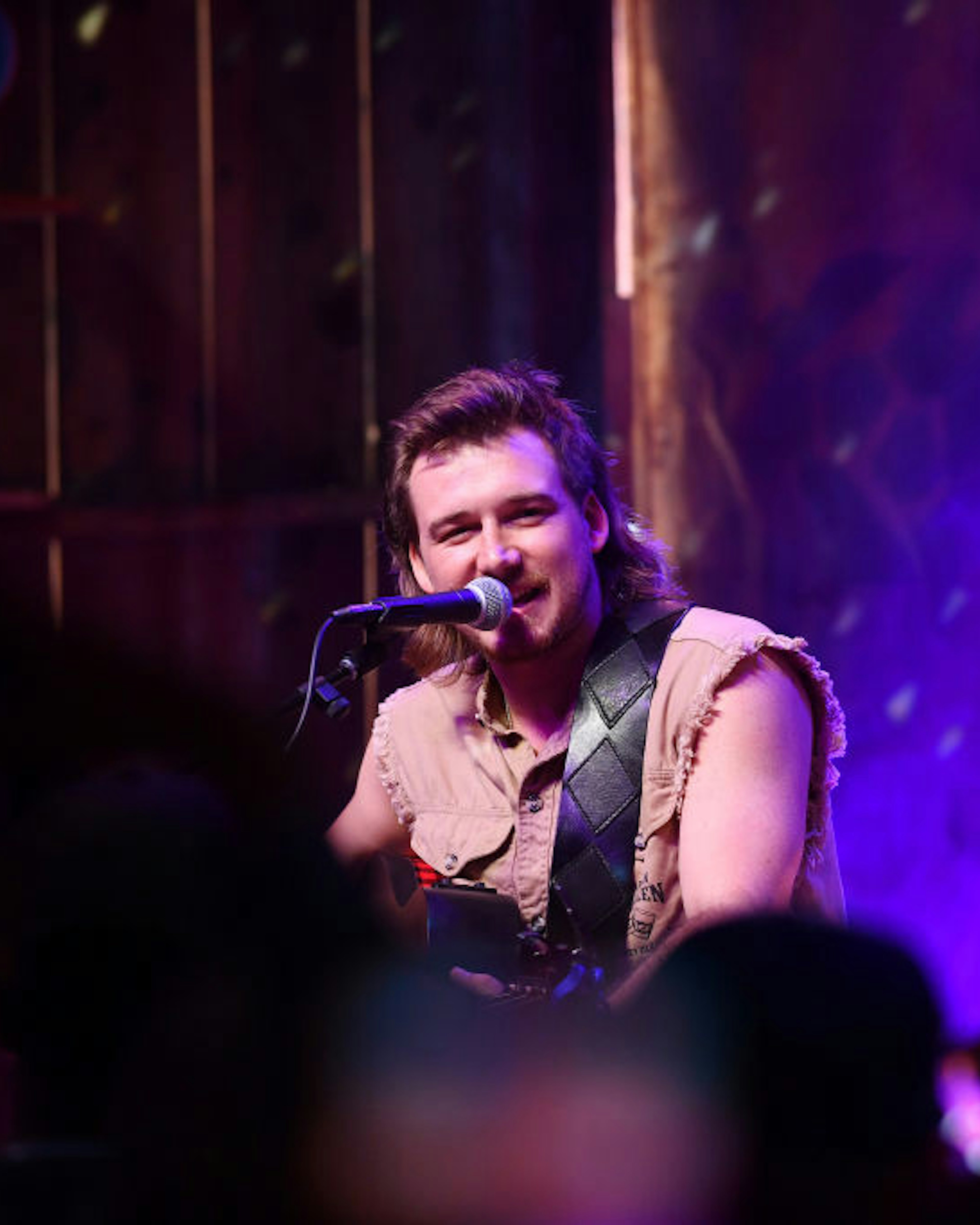 NASHVILLE, TENNESSEE - JUNE 06: Morgan Wallen performs onstage in the HGTV Lodge at CMA Music Fest on June 06, 2019 in Nashville, Tennessee. (Photo by Jason Davis/Getty Images for HGTV)