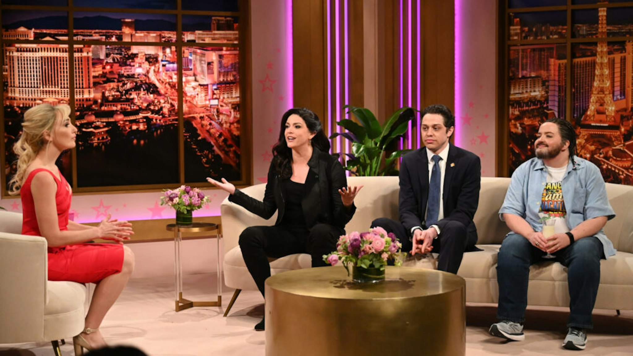 SATURDAY NIGHT LIVE -- "Regé-Jean Page" Episode 1798 -- Pictured: (l-r) Chloe Fineman as Britney Spears, Cecily Strong as Gina Carano, Pete Davidson as Andrew Cuomo, and Aidy Bryant as Ted Cruz during the "Britney Spears" Cold Open on Saturday, February 20, 2021