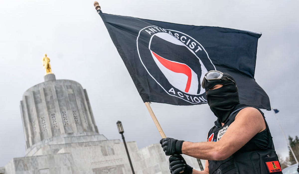 WATCH: ‘Heavily Armed’ Antifa Clashes With Right-Wing Protesters Outside Oregon Capitol, Three Arrested