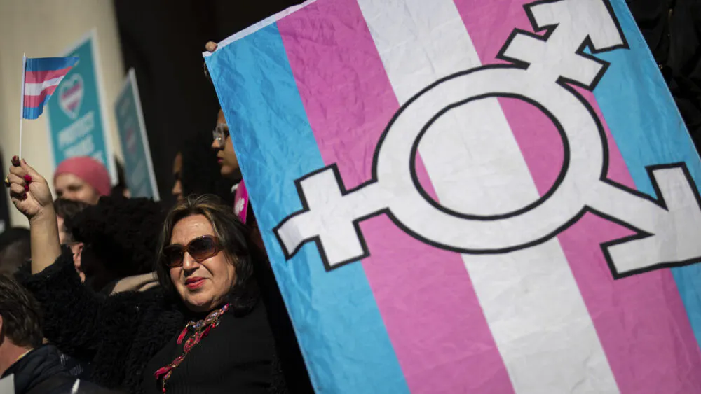 Using The Word ‘Womxn’ Is As Silly As It Is Illogical