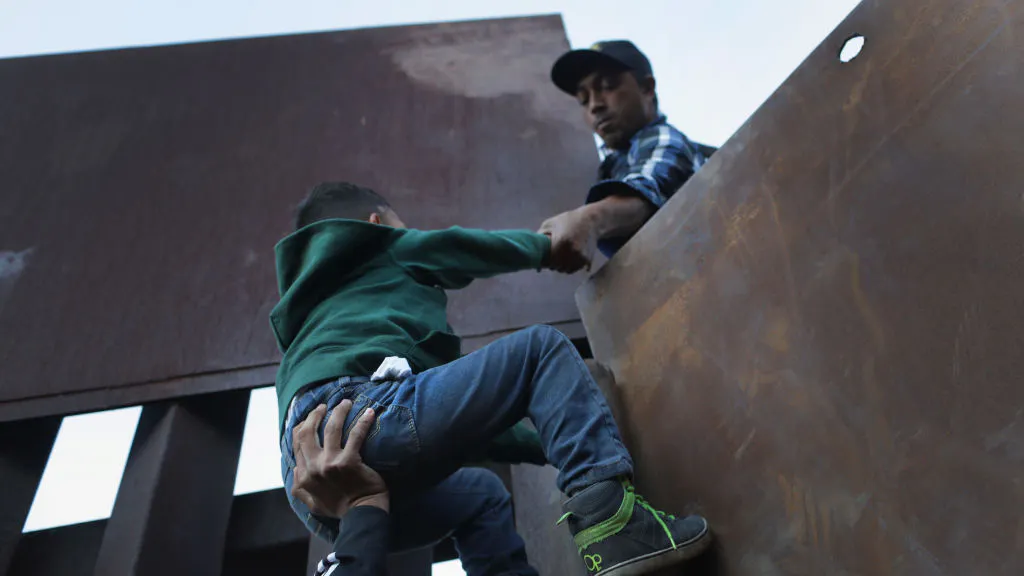 Number Of ‘Unaccompanied Minors’ Crossing Border On Pace To ‘Shatter’ Records