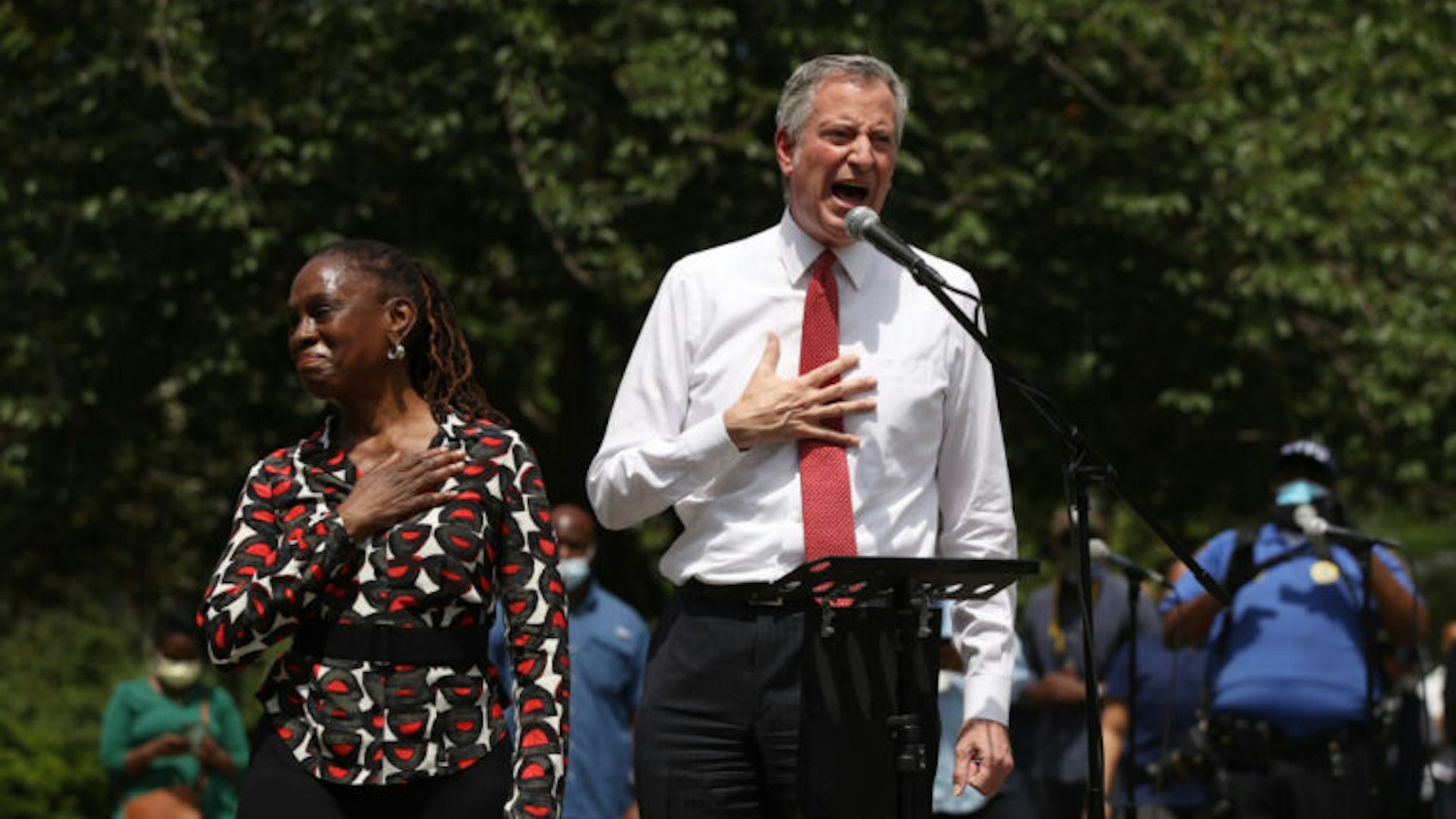 NEW YORK, NEW YORK - JUNE 04: New York Mayor Bill de Blasio speaks to an estimated 10,000 people as they gather in Brooklyn’s Cadman Plaza Park for a memorial service for George Floyd, the man killed by a Minneapolis police officer on June 04, 2020 in New York City. Floyd’s brother, Terrence, local politicians and civic and religious leaders also attended the event before marching over the Brooklyn Bridge. (Photo by Spencer Platt/Getty Images)