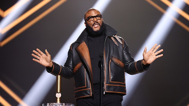 SANTA MONICA, CALIFORNIA - NOVEMBER 15: 2020 E! PEOPLE'S CHOICE AWARDS -- In this image released on November 15, Tyler Perry accepts People's Champion Award onstage for the 2020 E! People's Choice Awards held at the Barker Hangar in Santa Monica, California and on broadcast on Sunday, November 15, 2020.