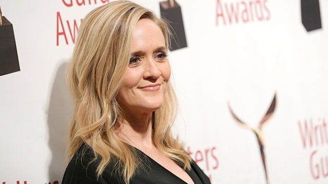 NEW YORK, NEW YORK - FEBRUARY 01: Samantha Bee poses backstage the 72nd Writers Guild Awards at Edison Ballroom on February 01, 2020 in New York City.