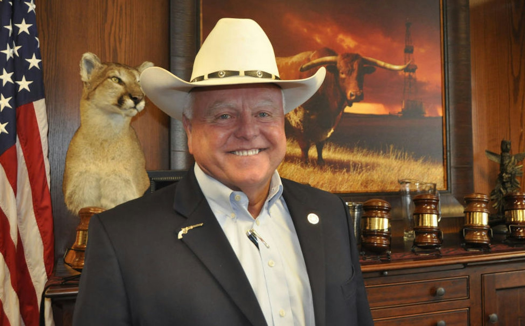 exas state Agriculture Commissioner Sid Miller stands in his office in Austin, USA, 12 September 2016. Miller is part of Donald Trump's team of advisers.