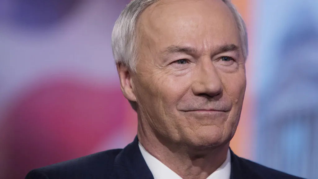 ‘A Narrow Party That Expresses Ourself In Intolerant Ways’: Hutchinson Slams Those Opposing Blocking Puberty Blockers For Children