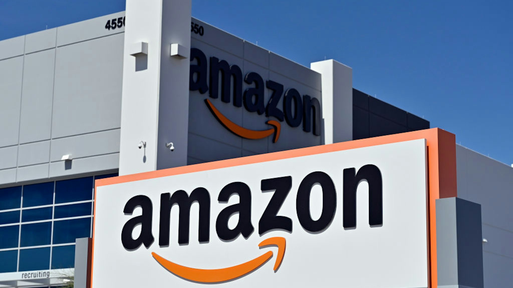 An Amazon distribution center is seen as the coronavirus continues to spread across the United States, on April 25, 2020 in North Las Vegas, Nevada. - Nevada Gov. Steve Sisolak ordered a mandatory shutdown of nonessential businesses, including all casinos, in the state through at least April 30, 2020 to help combat the spread of the virus. The World Health Organization declared the coronavirus (COVID-19) a global pandemic on March 11th.