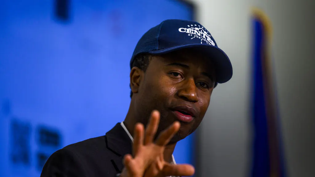 Brooklyn Center Mayor: Cops Don’t ‘Necessarily’ Need To Be Armed During Traffic Stops