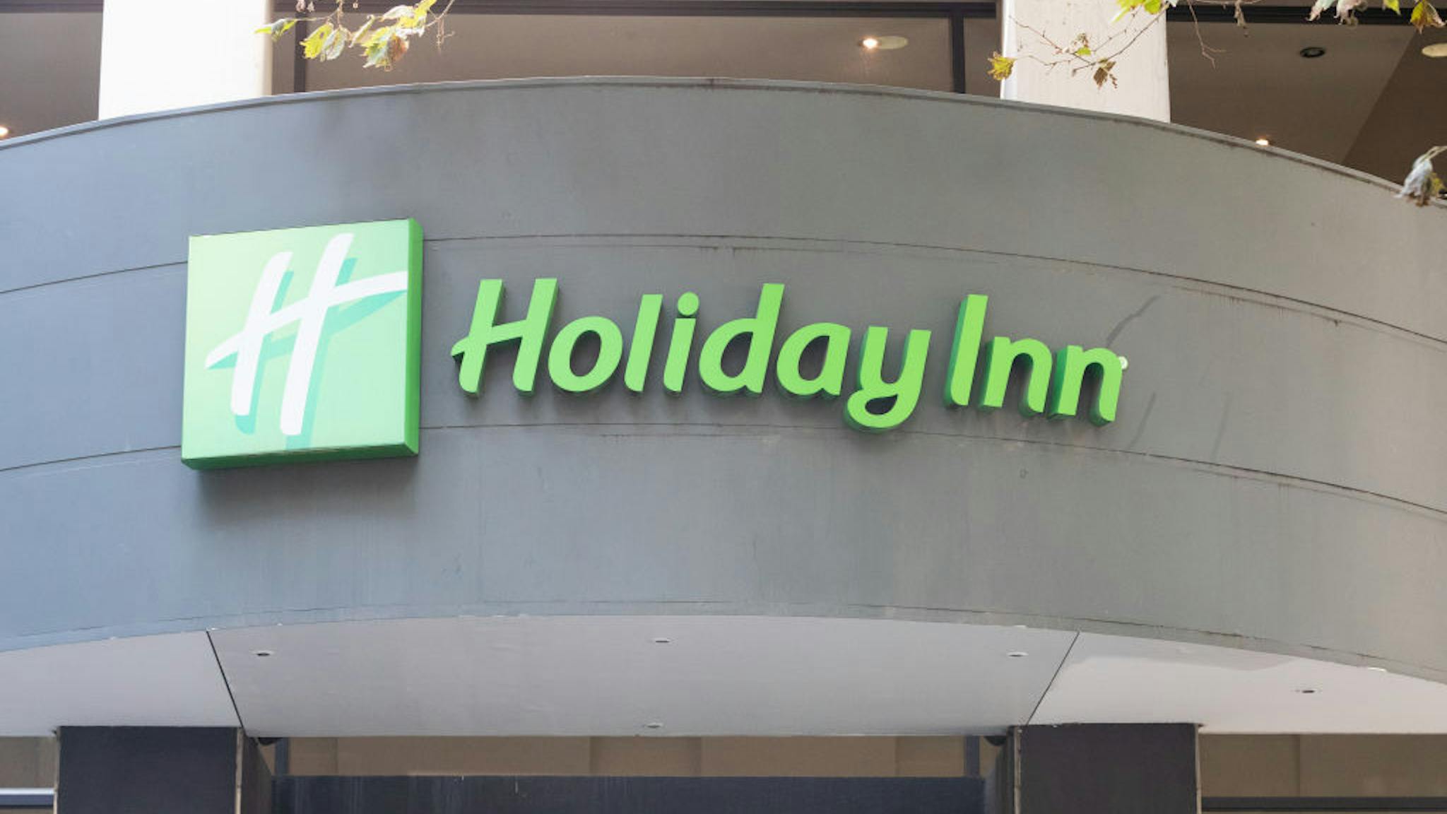 International Arrivals Resume Into Melbourne As Victoria Introduces New Hotel Quarantine Measures Holiday Inn