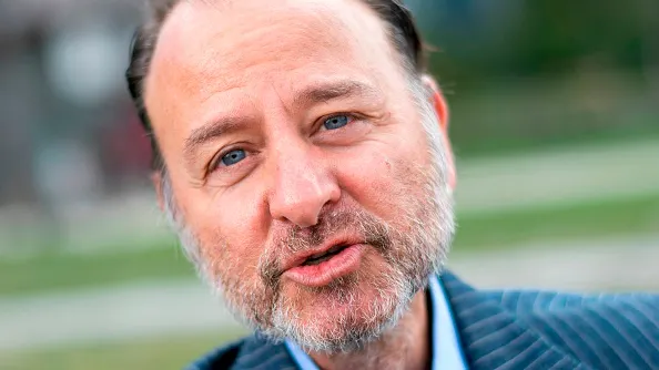 Fisher Stevens Regrets Playing An Indian Man In ‘Short Circuit’