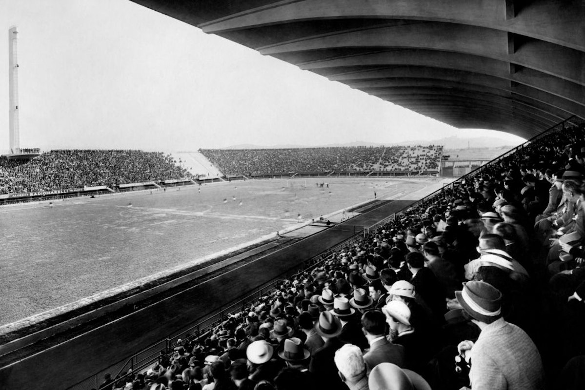 the-story-of-when-a-ufo-stopped-a-professional-soccer-match-in-its