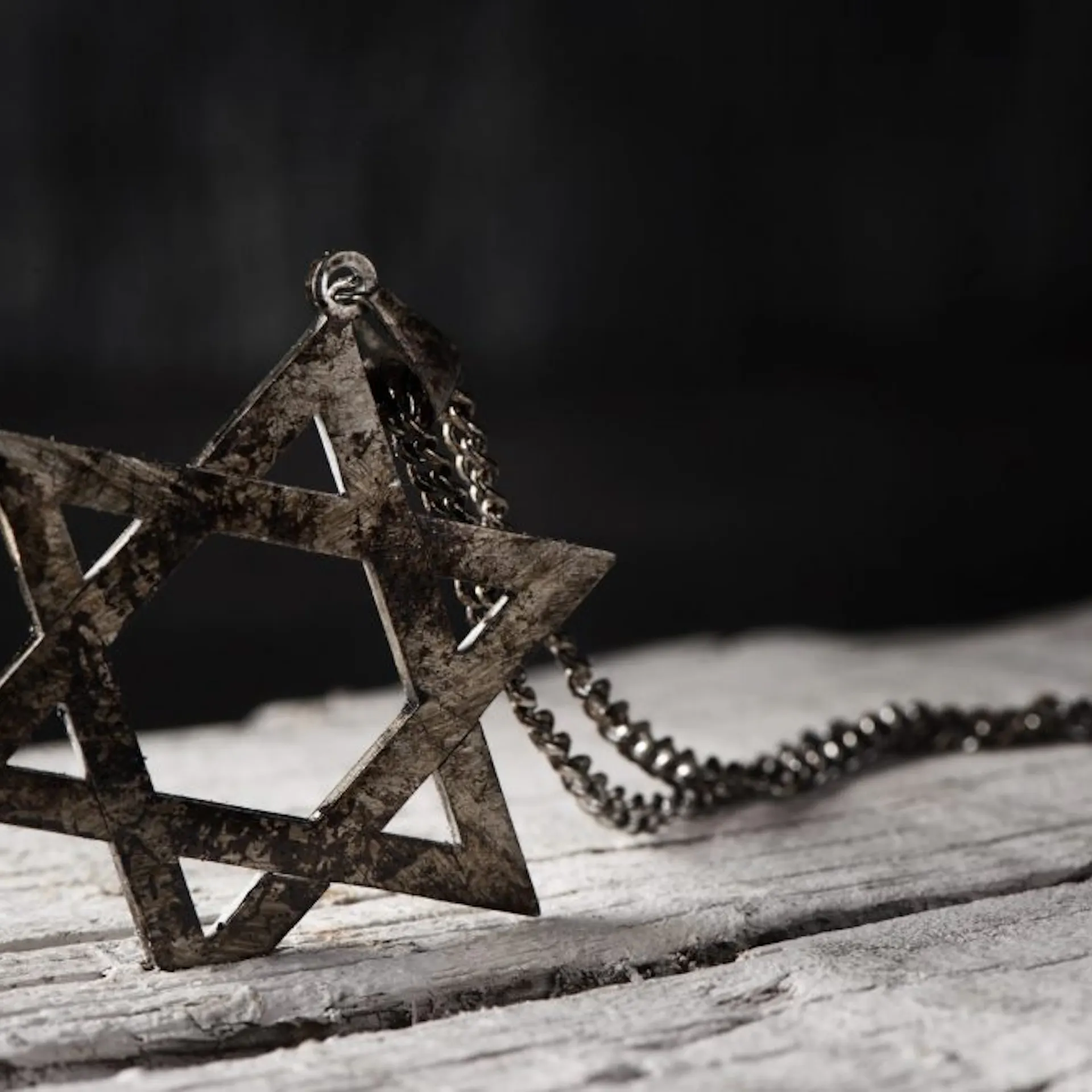No, American Jews Should Not Hide Their Stars Of David