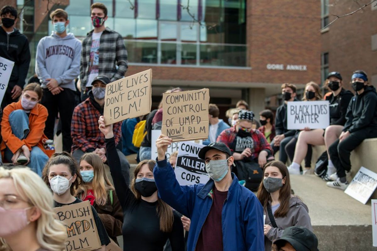 University Of Minnesota Student Government Representative To Classmates: Make Cops’ Lives Hell