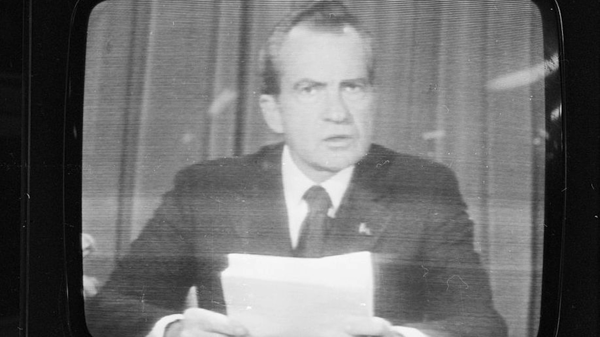8th August 1974: American president Richard Nixon (1913 - 1994) announces his resignation on national television, following the Watergate scandal. (Photo by Pierre Manevy/Express/Getty Images)