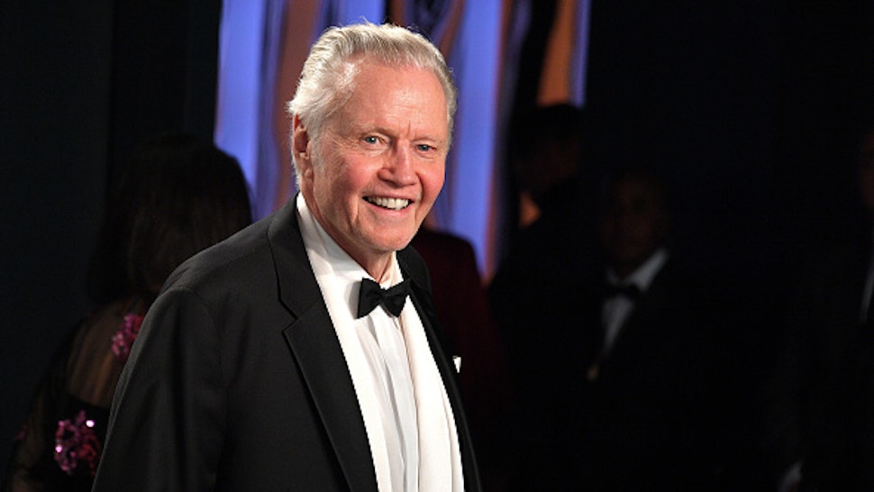 BEVERLY HILLS, CALIFORNIA - FEBRUARY 09: John Voight attends the 2020 Vanity Fair Oscar party hosted by Radhika Jones at Wallis Annenberg Center for the Performing Arts on February 09, 2020 in Beverly Hills, California.