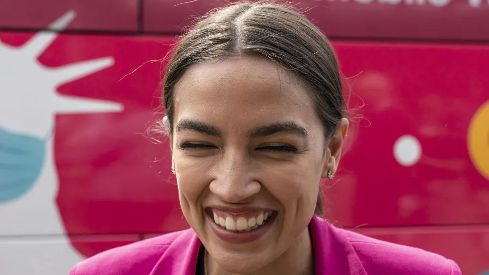 AOC Roasted After Tweeting Photos Of ‘Squalid Conditions’ Her Grandma Lives In: ‘You Need To Help Her!’