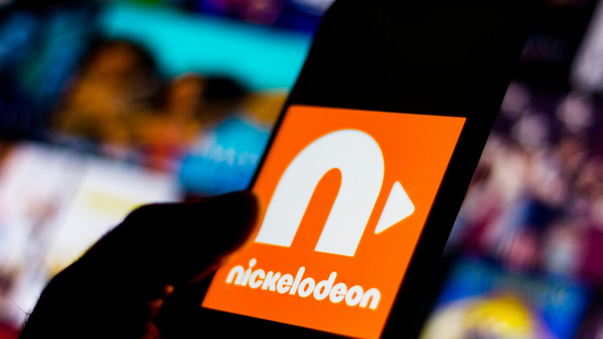 GLóRIA DE DOURADOS, BRAZIL - 2020/06/15: In this photo illustration the Nickelodeon logo seen displayed on a smartphone. (Photo Illustration by Rafael Henrique/SOPA Images/LightRocket via Getty Images)