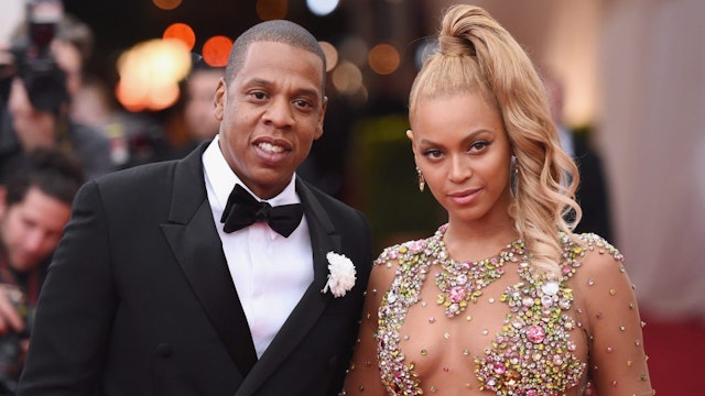 NEW YORK, NY - MAY 04: Jay Z (L) and Beyonce attend the "China: Through The Looking Glass" Costume Institute Benefit Gala at the Metropolitan Museum of Art on May 4, 2015 in New York City.