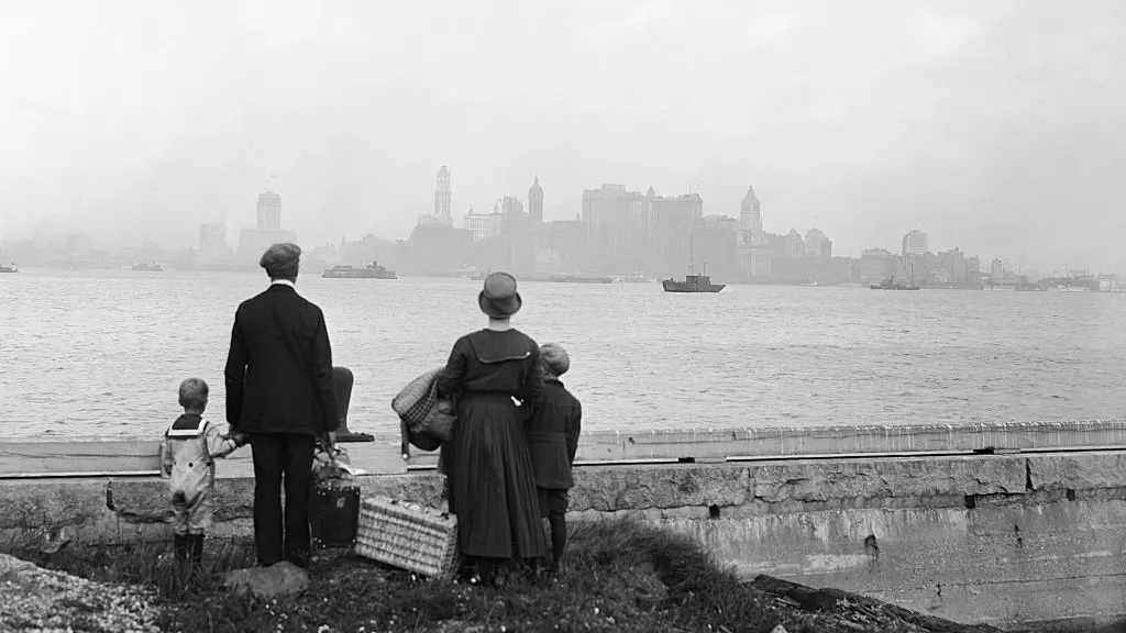 Democratic Congresswoman Calls El Paso ‘New Ellis Island’