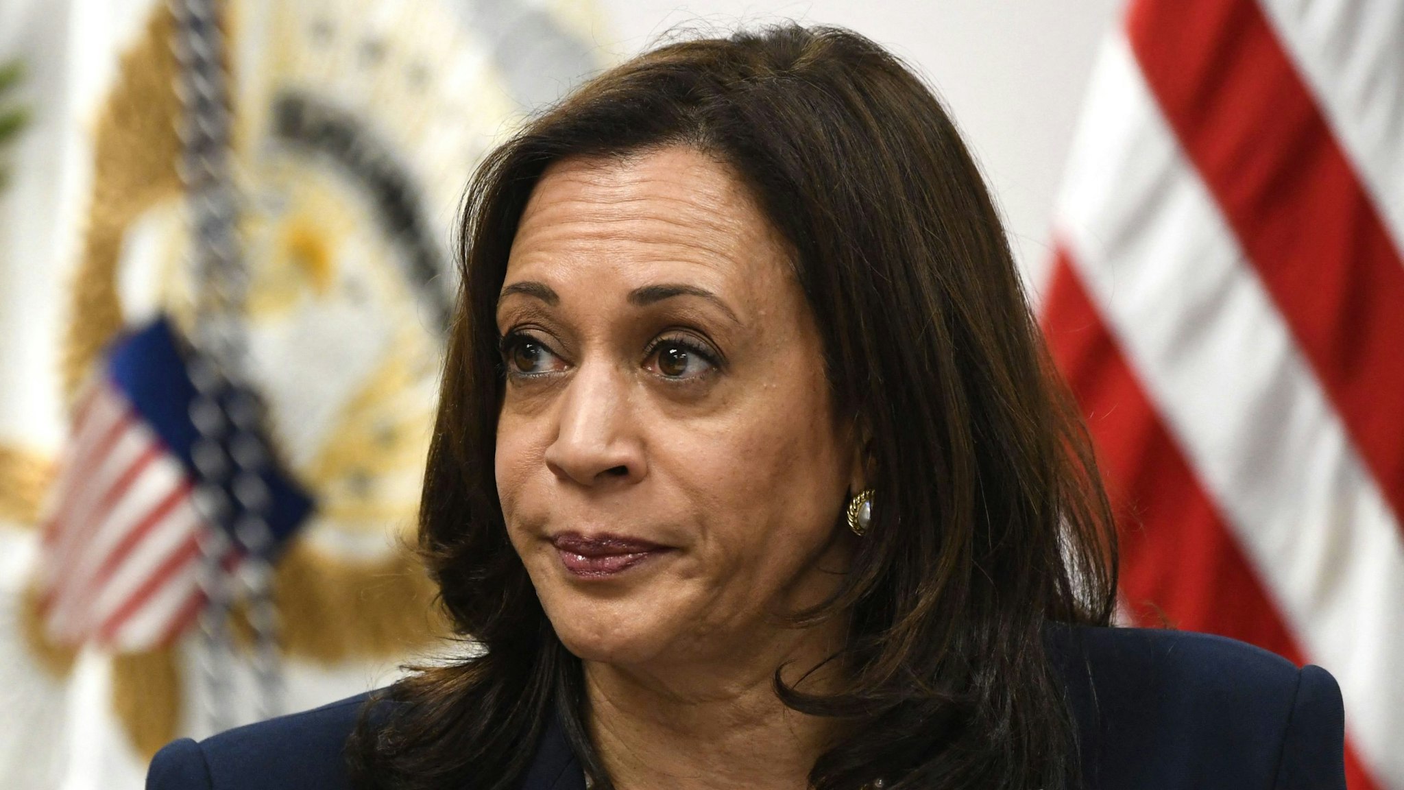 US Vice President Kamala Harris participates in a roundtable discussion with advocates from faith-based NGOs and shelter and legal service providers, during a visit to the Paso del Norte Port of Entry on June 25, 2021 in El Paso, Texas. - Vice President Kamala Harris is traveling in El Paso, Texas on Friday, where she will tour a Customs and Border Protection processing facility, meeting with advocates and NGOs.
