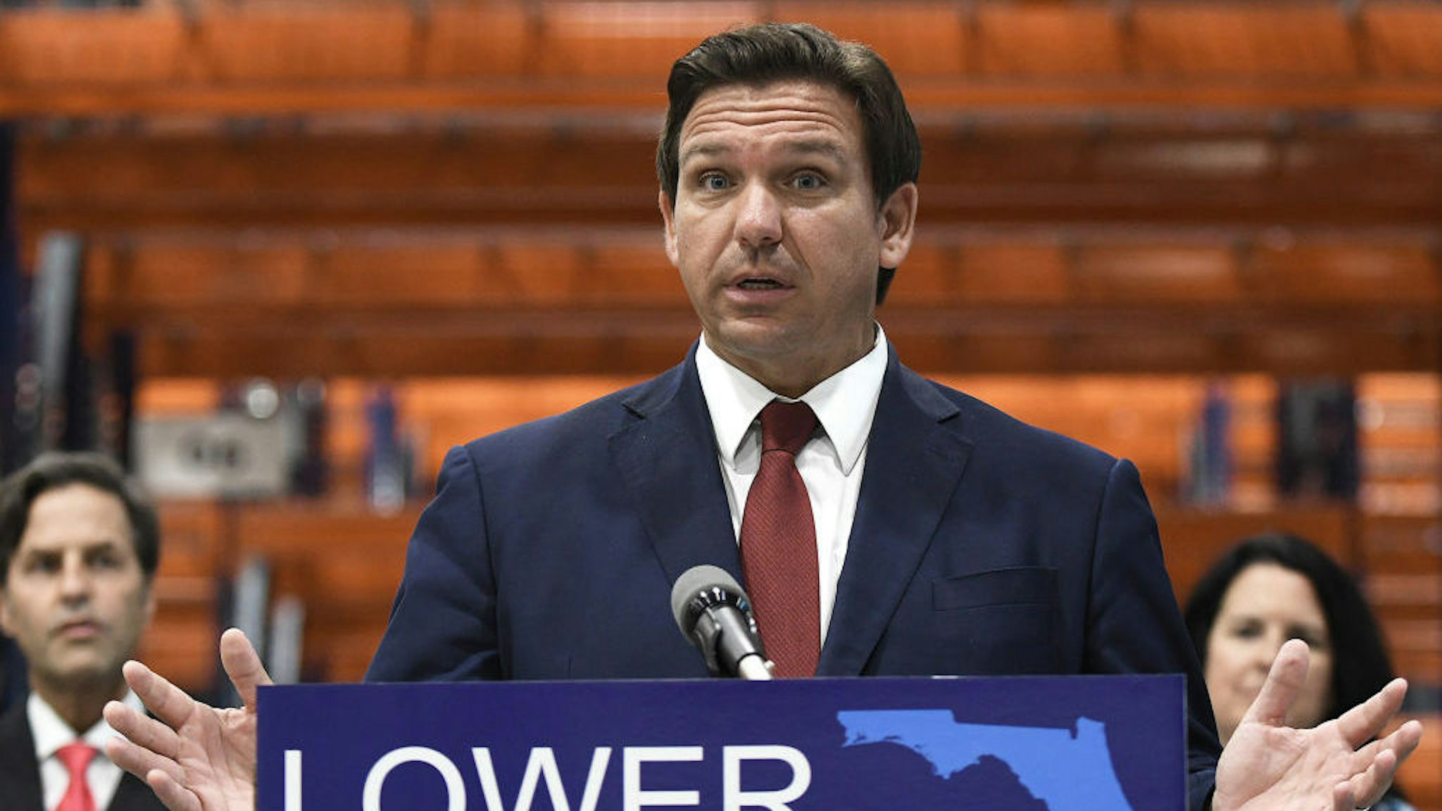 LAKELAND, FLORIDA, UNITED STATES - 2021/05/28: Florida Gov. Ron DeSantis speaks at a press conference at LifeScience Logistics to urge the Biden administration to approve Florida's plan to import prescription drugs from Canada, thereby saving Floridians an estimated $100 million annually on drug costs. (Photo by Paul Hennessy/SOPA Images/LightRocket via Getty Images)